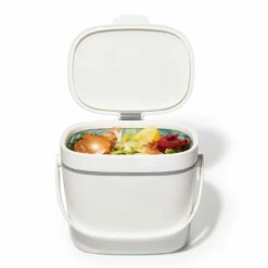 OXO Easy Clean Compost Bin -THE KITCHEN SHELF Sales 48096 3